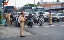 Đón Tết vui nhờ tinh thần phục vụ