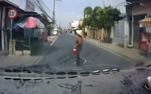 Tài xế bực bội với thái độ 'khinh khỉnh' của người phụ nữ sang đường