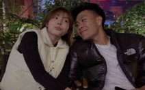 Ảnh Lý Đức nắm chặt tay 'hot girl bắn súng' có phải là thật?