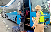 'Nhồi nhét' thêm 7 người, tài xế và chủ xe giường nằm bị phạt 52,5 triệu đồng