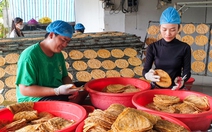 Làng nghề 'nhà quê' truyền thống trăm tuổi ở miền Tây vào mùa Tết