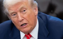 Ông Trump kêu gọi bỏ qua bê bối Epstein