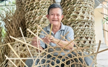 Làng nghề đan giỏ tre nứa ở Xuân Thới Sơn tất bật dịp Tết Bính Ngọ