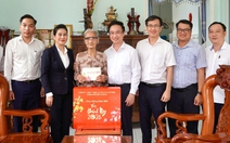 Phó bí thư Đặng Minh Thông thăm, chúc Tết người dân, chiến sĩ, y bác sĩ khu vực Bà Rịa - Vũng Tàu