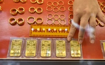 Giá vàng, bạc lại giảm mạnh