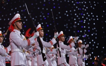 Đại tướng Phan Văn Giang hỏi thăm lính Trường Sa chuẩn bị Tết đủ đầy chưa