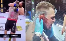 Võ sĩ suýt cắn đứt tai đối thủ ở sàn võ MMA