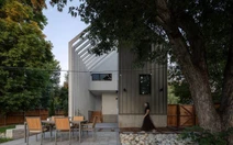 Ngôi nhà tiết kiệm năng lượng xây dựng từ vật liệu tái chế