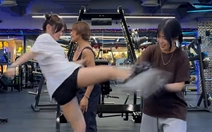 Cô gái sang chấn tâm lý khi giúp bạn tập võ