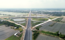 Cao tốc Cần Thơ - Cà Mau bị lún tại các mố cầu, do đâu?