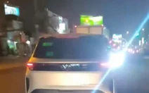 Tài xế ô tô 'độ' đèn hai bên thân xe gây chói mắt ở phường Bảy Hiền bị lập biên bản