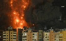 Mỹ 'chưa sẵn sàng' hộ tống tàu qua eo biển Hormuz