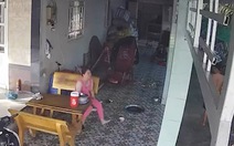 Vợ chán không buồn nói khi chồng làm đổ mâm cơm