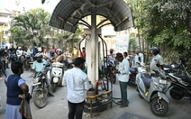 Vì sao xả dầu kỷ lục nhưng giá không giảm?