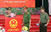 Cán bộ chiến sĩ lực lượng vũ trang TP Cần Thơ tham gia bầu cử sớm