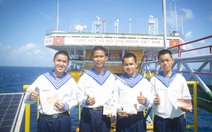 Những cử tri bỏ phiếu lần đầu trên nhà giàn DK1