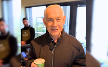 Ông Netanyahu đăng video đi uống cà phê, bác tin đồn đã thiệt mạng