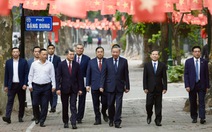 Ngày hội non sông và trọng trách trước nhân dân