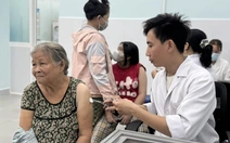 Sau Tết, người dân tiêm vắc xin phòng bệnh dại tại Viện Pasteur TP.HCM tăng 4-5 lần