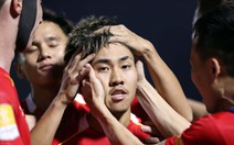 Khoa Ngô nói gì khi Tiến Linh nhường phạt đền?