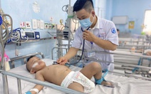 TP.HCM: Ca tay chân miệng tăng gần gấp đôi, bác sĩ cảnh báo nguy cơ bùng dịch