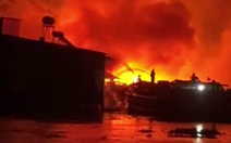 Cháy nhà kho giấy phế liệu, 2 căn nhà bị cháy sém trong đêm