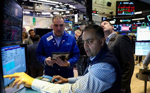 Chứng khoán châu Á lao dốc khi Mỹ - Iran liên tục đe dọa