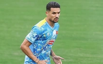 Xuân Son tập riêng, tuyển Việt Nam chờ đủ quân