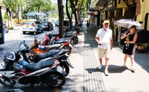 Vỉa hè đã dần thông thoáng