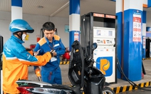 Bộ Công Thương công bố mức giảm giá xăng mạnh nhất trước nay, lên tới hơn 5.600 đồng/lít
