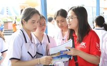 Tư vấn tuyển sinh ở Cà Mau: Học sinh không hỏi điểm, 'truy' bản chất ngành nghề