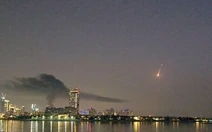 Giới nhà giàu Dubai tưởng tên lửa Iran là pháo hoa