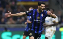 Cựu ngôi sao Inter Milan từ bỏ sự nghiệp để nhập ngũ quân đội Iran