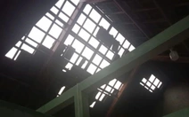 Lốc xoáy quét qua xã Ba Vì, hơn 100 nhà dân tốc mái