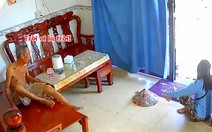 Cô gái giả vờ bán vé số mời ba mua và cái kết khiến ai cũng bật cười