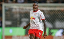 Cầu thủ Brazil bị cấm 12 trận vì phân biệt giới tính với nữ trọng tài