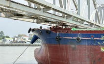 Sà lan va chạm cầu Ghềnh: Cục Đường sắt đề nghị dừng chạy tàu, sửa chữa khẩn cấp