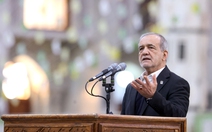 Tổng thống Iran cảnh báo láng giềng không trở thành 'quân cờ của đế quốc'