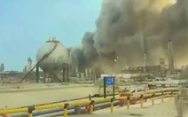 Iran tuyên bố phá hủy hệ thống radar, kho nhiên liệu ở UAE, Kuwait; Israel ném hơn 200 quả bom