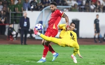 Báo Malaysia thừa nhận tuyển Việt Nam là ‘bất khả xâm phạm’