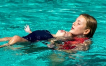 'Ngụp sinh tồn' do bác sĩ Việt Nam sáng tạo, cực kỳ hữu dụng ở vùng sông nước