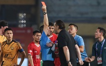 Thể Công - Viettel thắng chật vật Thanh Hóa trong ngày HLV Popov bị thẻ đỏ