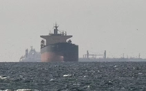 2 siêu tàu chở dầu đột ngột quay đầu ở eo Hormuz ngay khi đàm phán Mỹ - Iran đổ vỡ