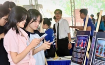 Cùng sinh viên chủ động hội nhập