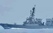 Đài Iran đăng video 2 tàu khu trục Mỹ qua eo biển Hormuz 
thất bại, 'suýt bị phá hủy'