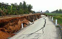 Đường ven sông ở Đồng Tháp Mười, Tây Ninh sạt lở dài 60m