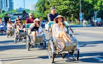 Chọn nâng tầm quản lý hay cấm xích lô điện ở đô thị du lịch Nha Trang?