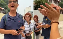 Khách nước ngoài tới Việt Nam du lịch để quên ví tại quán cà phê và cái kết ấm lòng