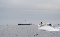 Trung Đông sáng 16-4: Iran dọa đánh chìm tàu Mỹ ở eo biển Hormuz; Mỹ buộc ít nhất 10 tàu quay đầu