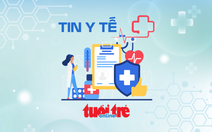 Bé 2 tuổi ngộ độc nặng sau khi nuốt vật màu xanh anh trai mang từ trường về